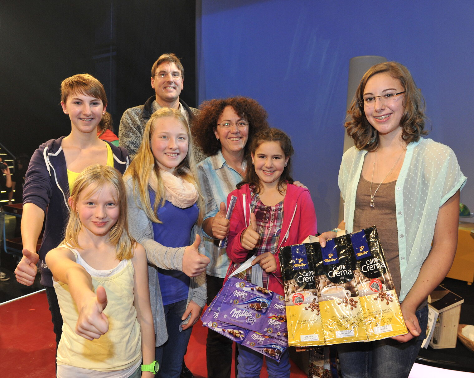 Raphaela Roder (r.) mit ihrer stolzen Familienangehörigen und Freunden Raphaela Roder (r.) mit ihrer stolzen Familienangehörigen und Freunden